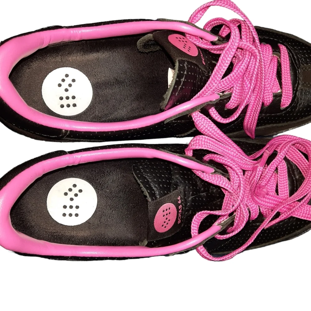 Botas 66 Black/Neon Pink Leather Athletic Sneaker SZ 5